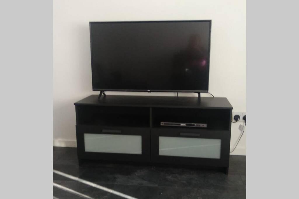 The Cottage - Hot Tub - Nr Glasgow - Self Check-In โค้ทบริดจ์ ภายนอก รูปภาพ